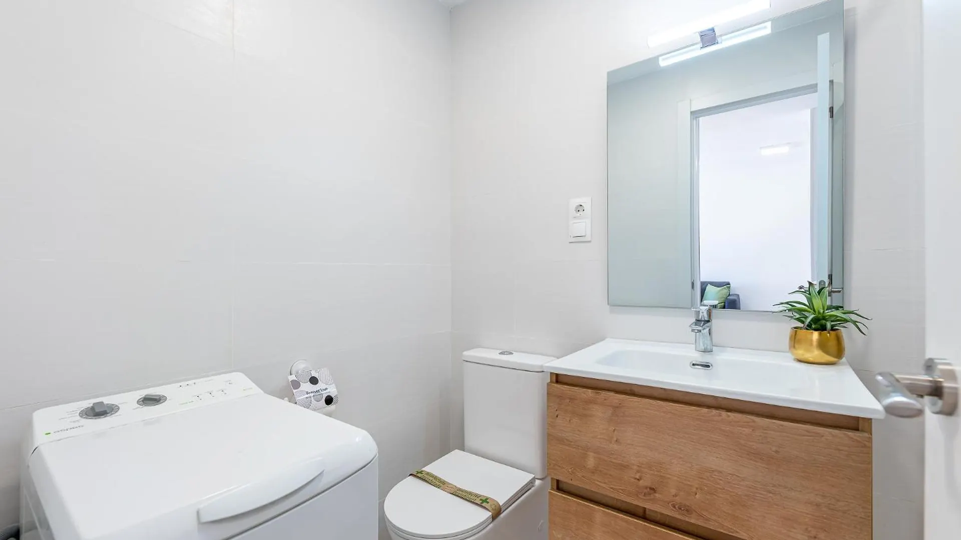 בנאלמדנה 797 Holiday Rentals - Acogedor Apartamento Con Hermosas Vistas 0*,  ספרד