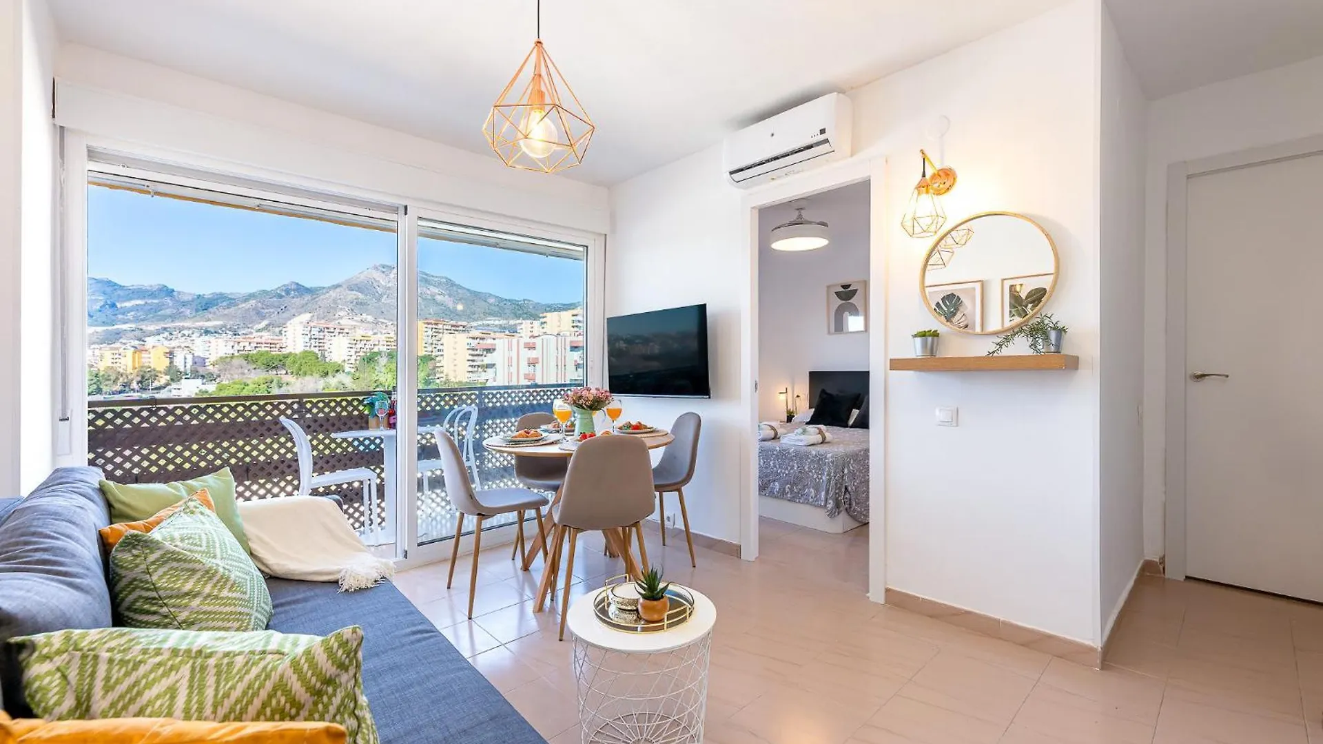 797 Holiday Rentals - Acogedor Apartamento Con Hermosas Vistas Benalmádena